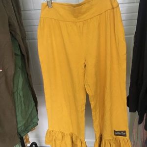 Signature Matilda Jane big ruffle pants size